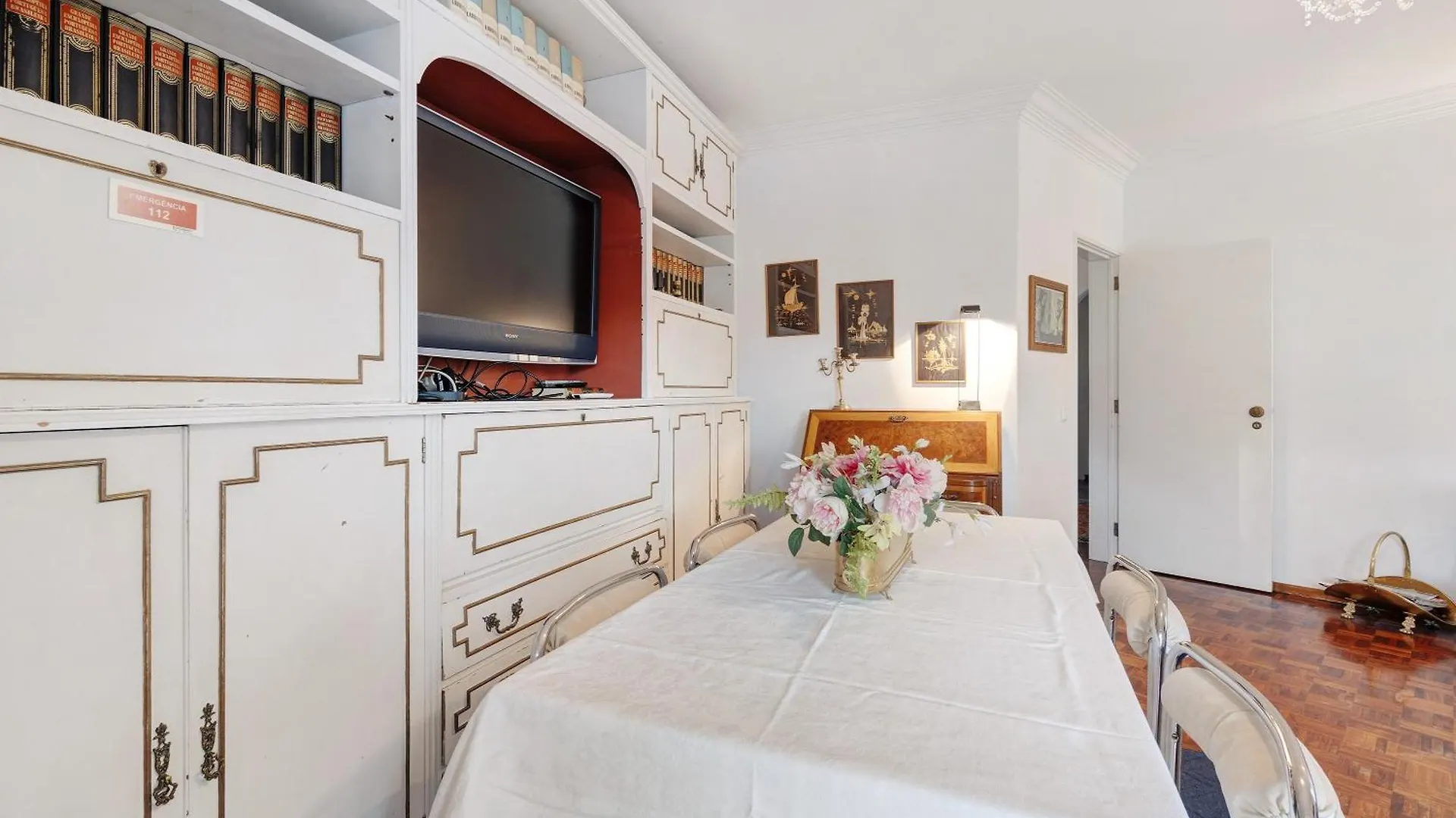 Elegant Vintage House With Barbecue Villa Cascais Holiday home